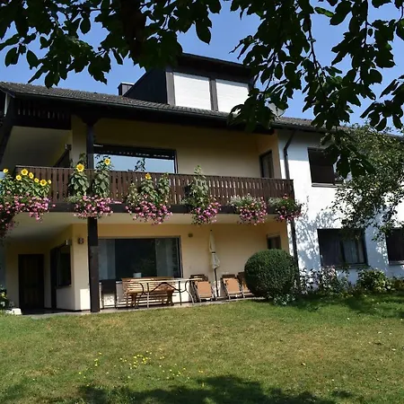 Hanke Apartman *